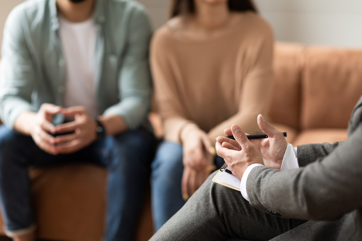 Featured image for Signs Your Relationship Will Benefit From Couples Therapy